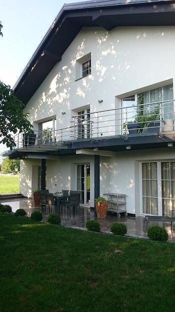 Angel'S Nest Apartment Komenda Екстер'єр фото