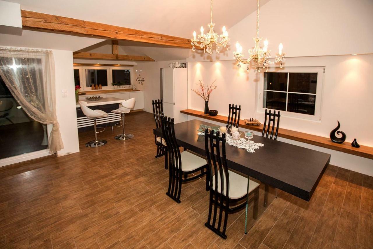 Angel'S Nest Apartment Komenda Екстер'єр фото